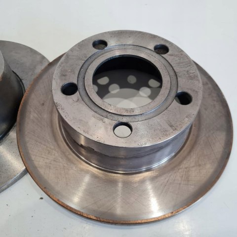 AUDI 100 TARCZA HAMULCOWA TYŁ KOMPLET 4MAX 5201-01-0310P AUDI 100 TARCZA HAMULCOWA TYŁ KOMPLET 4MAX 5201-01-0310P