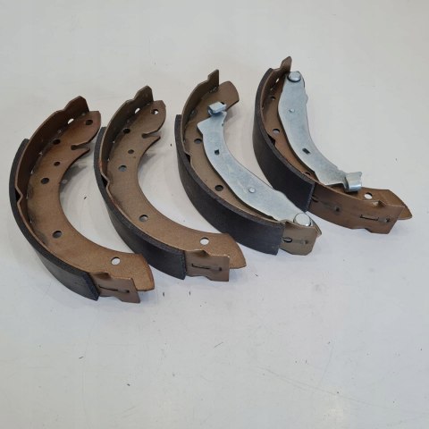 CITROEN PEUGEOT RENAULT SZCZĘKI HAMULCOWE KOMPLET LPR 07165 CITROEN PEUGEOT RENAULT SZCZĘKI HAMULCOWE KOMPLET LPR 07165