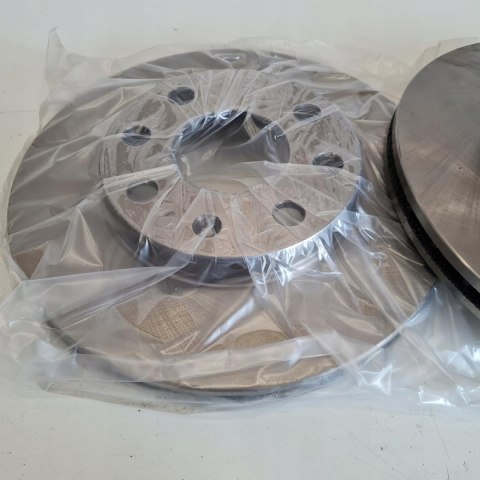 OPEL KADETT E ASCONA 1.8 TARCZA HAMULCOWA KOMPLET 4MAX 5201-01-0415E OPEL KADETT E ASCONA 1.8 TARCZA HAMULCOWA KOMPLET 4MAX 5201-01-0415E