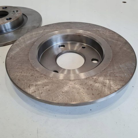 PEUGEOT 106 91- TARCZA HAMULCOWA KOMPLET 4MAX 5201-01-0200E PEUGEOT 106 91- TARCZA HAMULCOWA KOMPLET 4MAX 5201-01-0200E