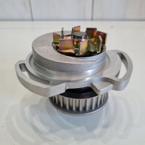 VOLKSWAGEN GOLF III POLO 1.0 1.4 POMPA WODY 4MAX 0212-01-0164E VOLKSWAGEN GOLF III POLO 1.0 1.4 POMPA WODY 4MAX 0212-01-0164E