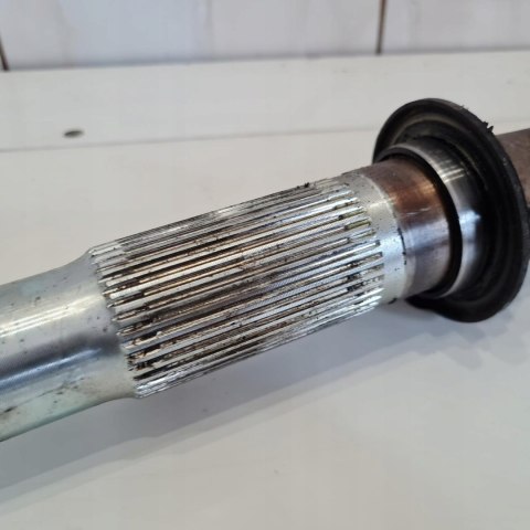 YAMAHA BRUIN 250 OŚ OŚKA NAPĘDOWA YAMAHA BRUIN 250 OŚ OŚKA NAPĘDOWA