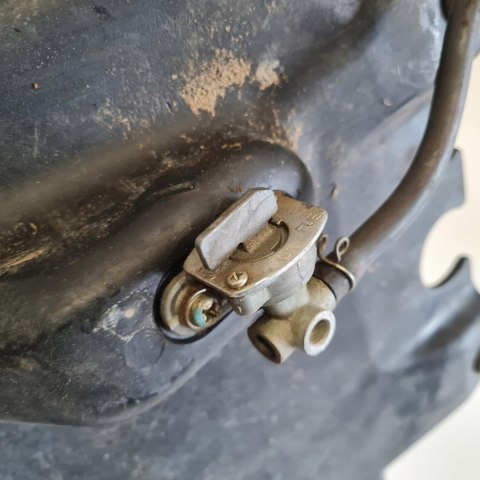 YAMAHA BRUIN 250 ZBIORNIK PALIWA BAK YAMAHA BRUIN 250 ZBIORNIK PALIWA BAK