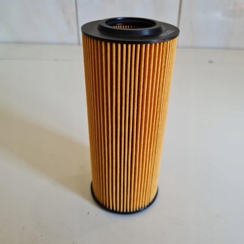 AUDI VOLKSWAGEN PORSCHE FILTR OLEJU FILTRON OE 671/4 AUDI VOLKSWAGEN PORSCHE FILTR OLEJU FILTRON OE 671/4