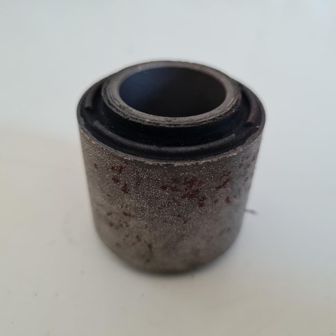 DAEWOO NUBIRA SILENTBLOCK TULEJA DRĄŻKA REAKCYJNEGO J50036D DAEWOO NUBIRA SILENTBLOCK TULEJA DRĄŻKA REAKCYJNEGO J50036D