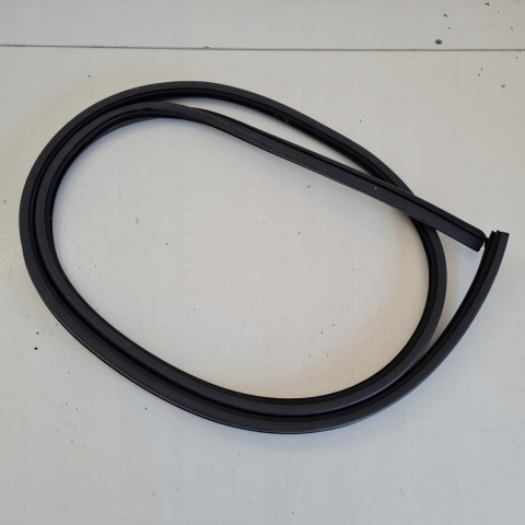 DAEWOO NUBIRA USZCZELKA DRZWI LEWY TYŁ TYLNA 96302882