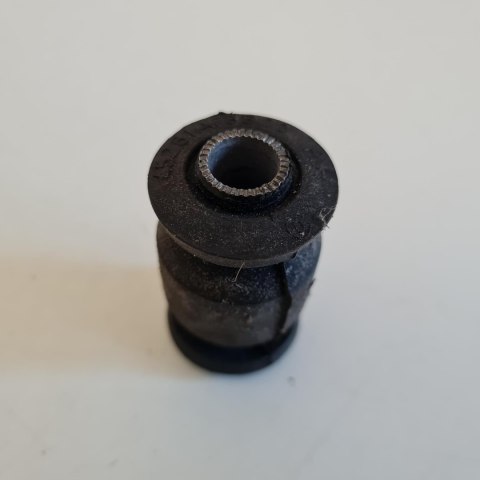 DAEWOO TICO TULEJA SILENTBLOCK WAHACZA 45261A78B00