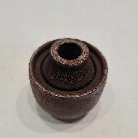 FORD ESCORT TULEJA SILENTBLOCK WAHACZA FZ9585