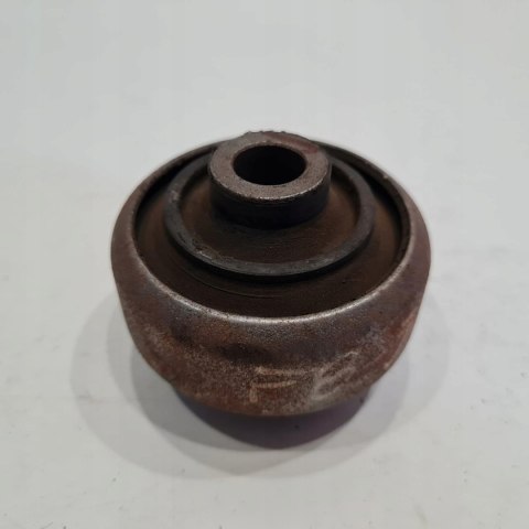 FORD MONDEO II TULEJA WAHACZA SILENTBLOCK 1023058