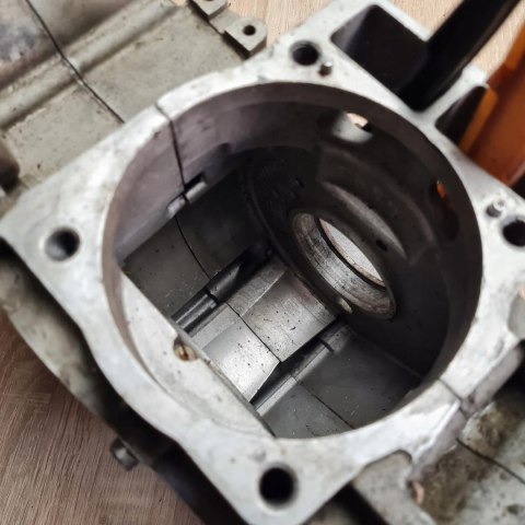 KTM SX 525 KARTER OBUDOWA SILNIKA BLOK KORPUS KPL KTM SX 525 KARTER OBUDOWA SILNIKA BLOK KORPUS KPL