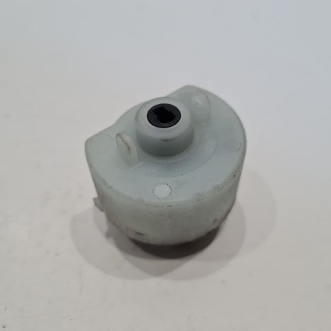 OPEL KOSTKA STACYJKI VEMO V40-80-2416 OPEL KOSTKA STACYJKI VEMO V40-80-2416