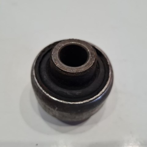 OPEL OMEGA B TULEJA SILENTBLOCK WAHACZA 0352303