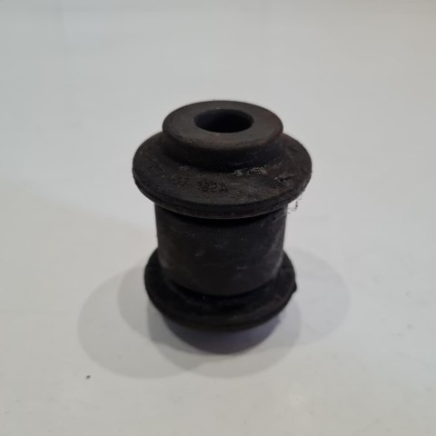 SEAT SKODA VOLKSWAGEN TULEJA SILENTBLOCK WAHACZA 6Q0 407 182A SEAT SKODA VOLKSWAGEN TULEJA SILENTBLOCK WAHACZA 6Q0 407 182A