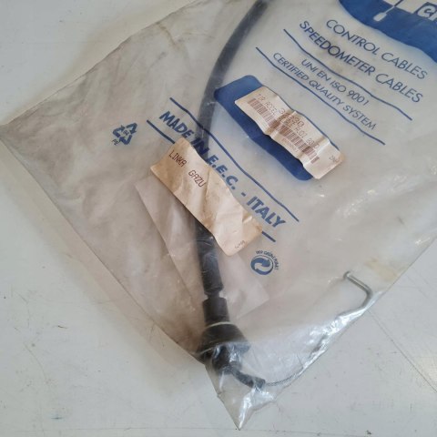 AUDI 80 90 LINKA GAZU PERSEA 32230