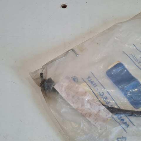 AUDI 80 90 LINKA GAZU PERSEA 32230