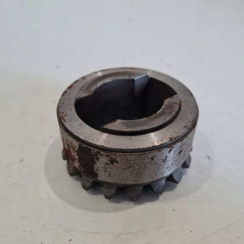FIAT 126P MALUCH KOŁO KORONKA MECHANIZMU RÓŻNICOWEGO FIAT 126P MALUCH KOŁO KORONKA MECHANIZMU RÓŻNICOWEGO