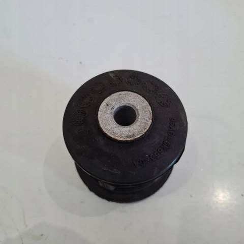 FORD ESCORT ORION TULEJA SILENTBLOCK TYLNEJ BELKI 95AB-5K653-CA FORD ESCORT ORION TULEJA SILENTBLOCK TYLNEJ BELKI 95AB-5K653-CA