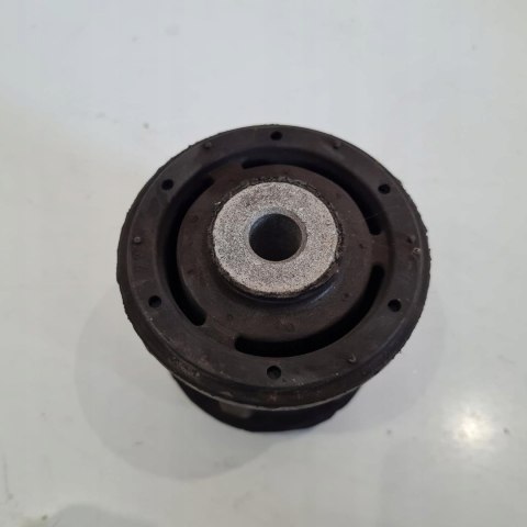 FORD ESCORT ORION TULEJA SILENTBLOCK TYLNEJ BELKI 95AB-5K653-CA FORD ESCORT ORION TULEJA SILENTBLOCK TYLNEJ BELKI 95AB-5K653-CA