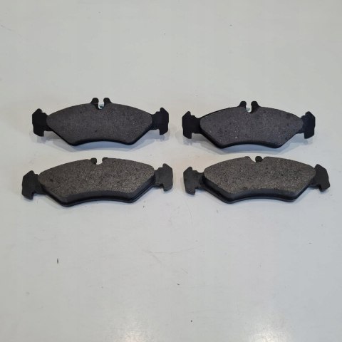 MERCEDES SPRINTER VW LT 28 KLOCKI HAMULCOWE KOMPLET JURID 571846J MERCEDES SPRINTER VW LT 28 KLOCKI HAMULCOWE KOMPLET JURID 571846J