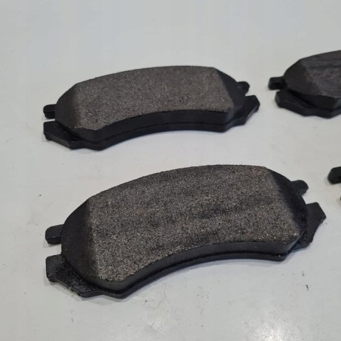 NISSAN PRIMERA P10 KLOCKI HAMULCOWE KOMPLET ABS 36739 NISSAN PRIMERA P10 KLOCKI HAMULCOWE KOMPLET ABS 36739