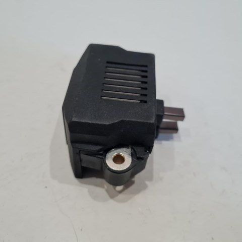 SEAT VOLKSWAGEN REGULATOR NAPIĘCIA AS ARE3001 SEAT VOLKSWAGEN REGULATOR NAPIĘCIA AS ARE3001