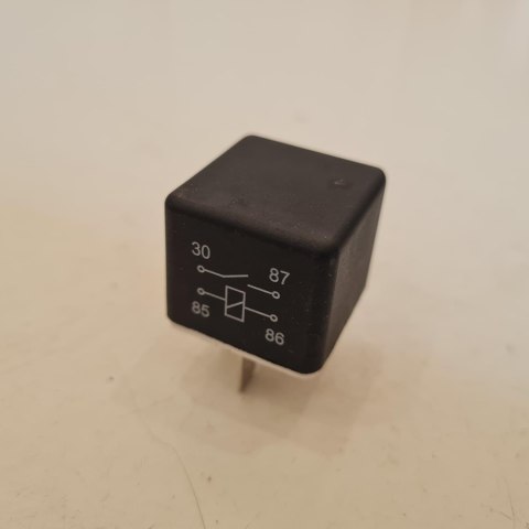 AUDI SEAT SKODA VOLKSWAGEN PRZEKAŹNIK TOPRAN 102409755 AUDI SEAT SKODA VOLKSWAGEN PRZEKAŹNIK TOPRAN 102409755