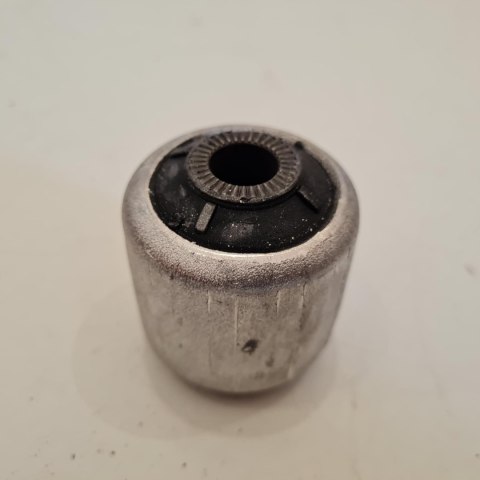 BMW 3 5 6 7 E30 E34 E39 E60 E63 E32 E38 E65 TULEJA WAHACZA SIDEM 821632