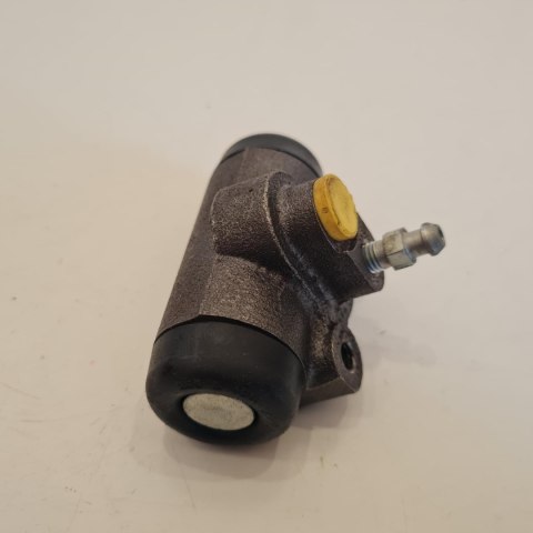 BMW SERIA 3 E30 CYLINDEREK HAMULCOWY AP 142432 BMW SERIA 3 E30 CYLINDEREK HAMULCOWY AP 142432