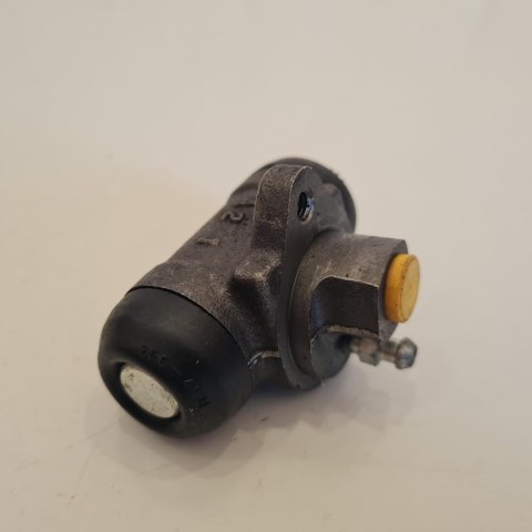 FORD FIESTA CYLINDEREK HAMULCOWY AP 142892 FORD FIESTA CYLINDEREK HAMULCOWY AP 142892