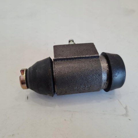 FORD TRANSIT CYLINDEREK HAMULCOWY METELLI 04-0335 FORD TRANSIT CYLINDEREK HAMULCOWY METELLI 04-0335