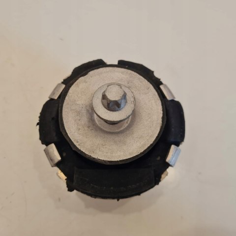 MERCEDES W210 TULEJA PODUSZKA TYLNEJ BELKI TOPRAN 400538755 MERCEDES W210 TULEJA PODUSZKA TYLNEJ BELKI TOPRAN 400538755