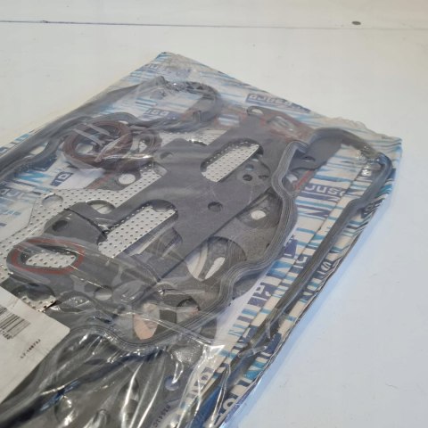 OPEL ASTRA F CORSA B VECTRA B USZCZELKI GŁOWICY KOMPLET AJUSA 52136500 OPEL ASTRA F CORSA B VECTRA B USZCZELKI GŁOWICY KOMPLET AJUSA 52136500