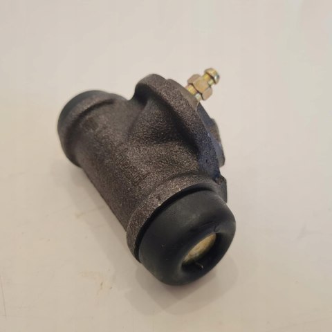 PEUGEOT 309 505 CYLINDEREK HAMULCOWY AP 145212 PEUGEOT 309 505 CYLINDEREK HAMULCOWY AP 145212