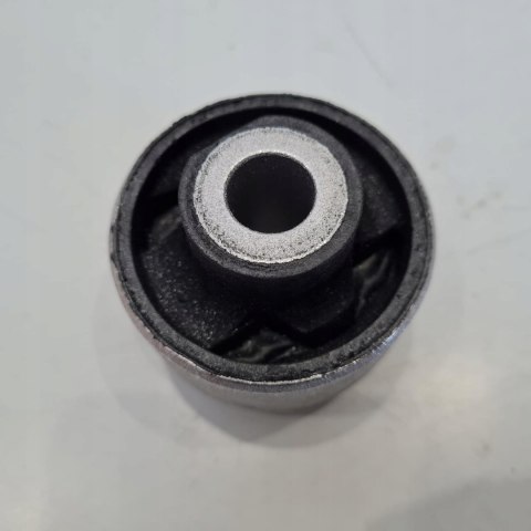 FIAT PANDA SILENTBLOCK TULEJA WAHACZA FEBI BILSTEIN 34283 FIAT PANDA SILENTBLOCK TULEJA WAHACZA FEBI BILSTEIN 34283