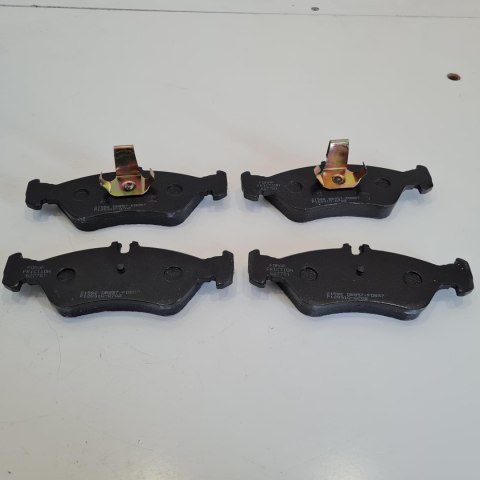 MERCEDES SPRINTER VW LT 28 KLOCKI HAMULCOWE KOMPLET FOMAR FO 627781 MERCEDES SPRINTER VW LT 28 KLOCKI HAMULCOWE KOMPLET FOMAR FO 627781