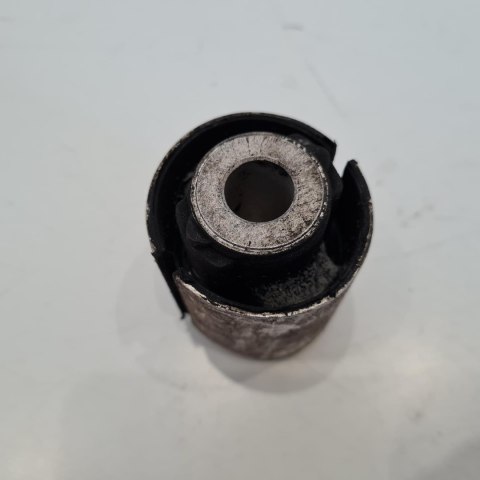 VOLKSWAGEN TRANSPORTER T4 SILENTBLOCK TULEJA WAHACZA FEBI BILSTEIN 10852 VOLKSWAGEN TRANSPORTER T4 SILENTBLOCK TULEJA WAHACZA FEBI BILSTEIN 10852