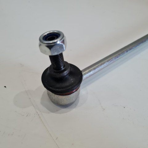 VOLVO S40 I V40 ŁĄCZNIK STABILIZATORA SWAG 55922390 VOLVO S40 I V40 ŁĄCZNIK STABILIZATORA SWAG 55922390