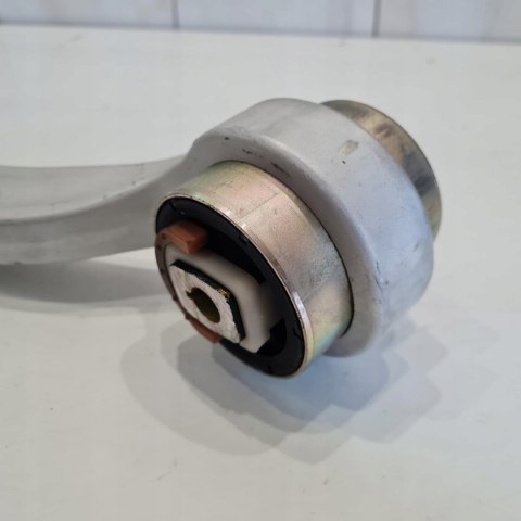 AUDI A4 B5 PASSAT B5 WAHACZ ZAWIESZENIA OCAP 0382043 AUDI A4 B5 PASSAT B5 WAHACZ ZAWIESZENIA OCAP 0382043