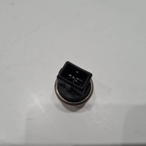 AUDI SEAT VW FORD CZUJNIK TEMPERATURY PŁYNU CHŁODZĄCEGO TOPRAN 103327755 AUDI SEAT VW FORD CZUJNIK TEMPERATURY PŁYNU CHŁODZĄCEGO TOPRAN 103327755