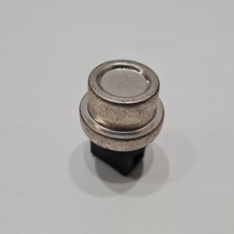 AUDI SEAT VW FORD CZUJNIK TEMPERATURY PŁYNU CHŁODZĄCEGO TOPRAN 103327755 AUDI SEAT VW FORD CZUJNIK TEMPERATURY PŁYNU CHŁODZĄCEGO TOPRAN 103327755