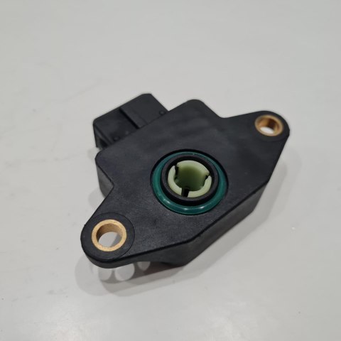 OPEL ASTRA F VECTRA A B CZUJNIK POŁOŻENIA PRZEPUSTNICY TOPRAN 205631755 OPEL ASTRA F VECTRA A B CZUJNIK POŁOŻENIA PRZEPUSTNICY TOPRAN 205631755