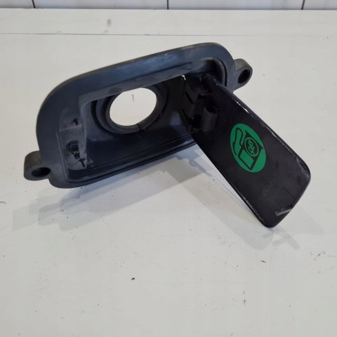 YAMAHA MAJESTY 125 98-00 5DS KLAPKA WLEWU PALIWA OSŁONA