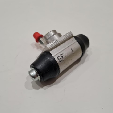 AUDI SEAT VOLKSWAGEN CYLINDEREK HAMULCOWY LPR 4371 AUDI SEAT VOLKSWAGEN CYLINDEREK HAMULCOWY LPR 4371