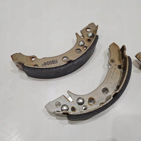 AUDI SEAT VOLKSWAGEN SZCZĘKI HAMULCOWE KOMPLET FERODO FSB191 AUDI SEAT VOLKSWAGEN SZCZĘKI HAMULCOWE KOMPLET FERODO FSB191
