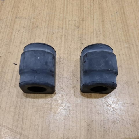 BMW E35 E46 E34 E85 GUMA STABILIZAOTRA KPL LEMFORDER 15885 01 BMW E35 E46 E34 E85 GUMA STABILIZAOTRA KPL LEMFORDER 15885 01