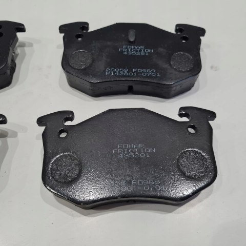CITROEN BX KLOCKI HAMULCOWE KOMPLET FOMAR FO 435281 CITROEN BX KLOCKI HAMULCOWE KOMPLET FOMAR FO 435281