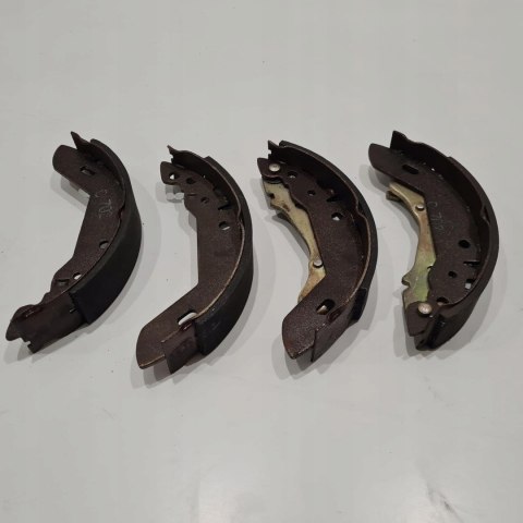 CITROEN XSARA ZX BX SZCZĘKI HAMULCOWE KOMPLET 4MAX 5206-02-0071P CITROEN XSARA ZX BX SZCZĘKI HAMULCOWE KOMPLET 4MAX 5206-02-0071P