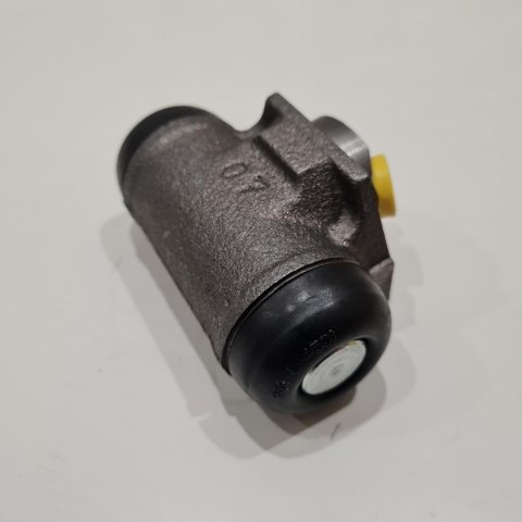 FORD MONDEO MK1 MK2 CYLINDEREK HAMULCOWY LPR 4552 FORD MONDEO MK1 MK2 CYLINDEREK HAMULCOWY LPR 4552