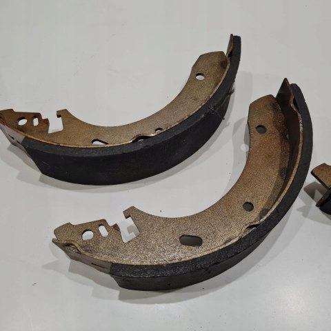 FORD MONDEO MK1 MK2 SZCZĘKI HAMULCOWE 4MAX 5206-02-0234P FORD MONDEO MK1 MK2 SZCZĘKI HAMULCOWE 4MAX 5206-02-0234P