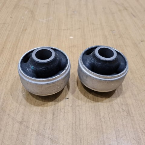 FORD SEAT VW SILENTBLOCK TULEJA WAHACZA LEMFORDER 17683 01 FORD SEAT VW SILENTBLOCK TULEJA WAHACZA LEMFORDER 17683 01